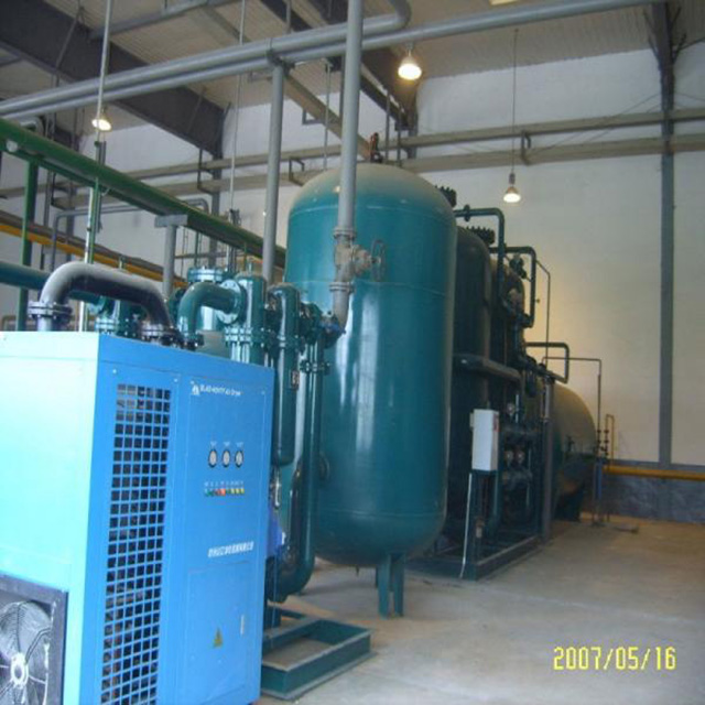 如何更換制氮機(jī)的濾芯和吸附劑？